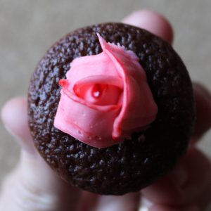 Mini Rose Cupcakes