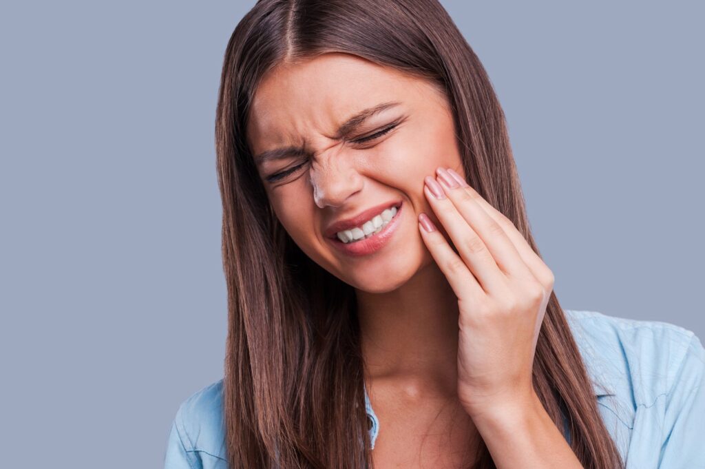 Puffy Cheeks Causes, Symptoms, How to Get Rid of Cheek