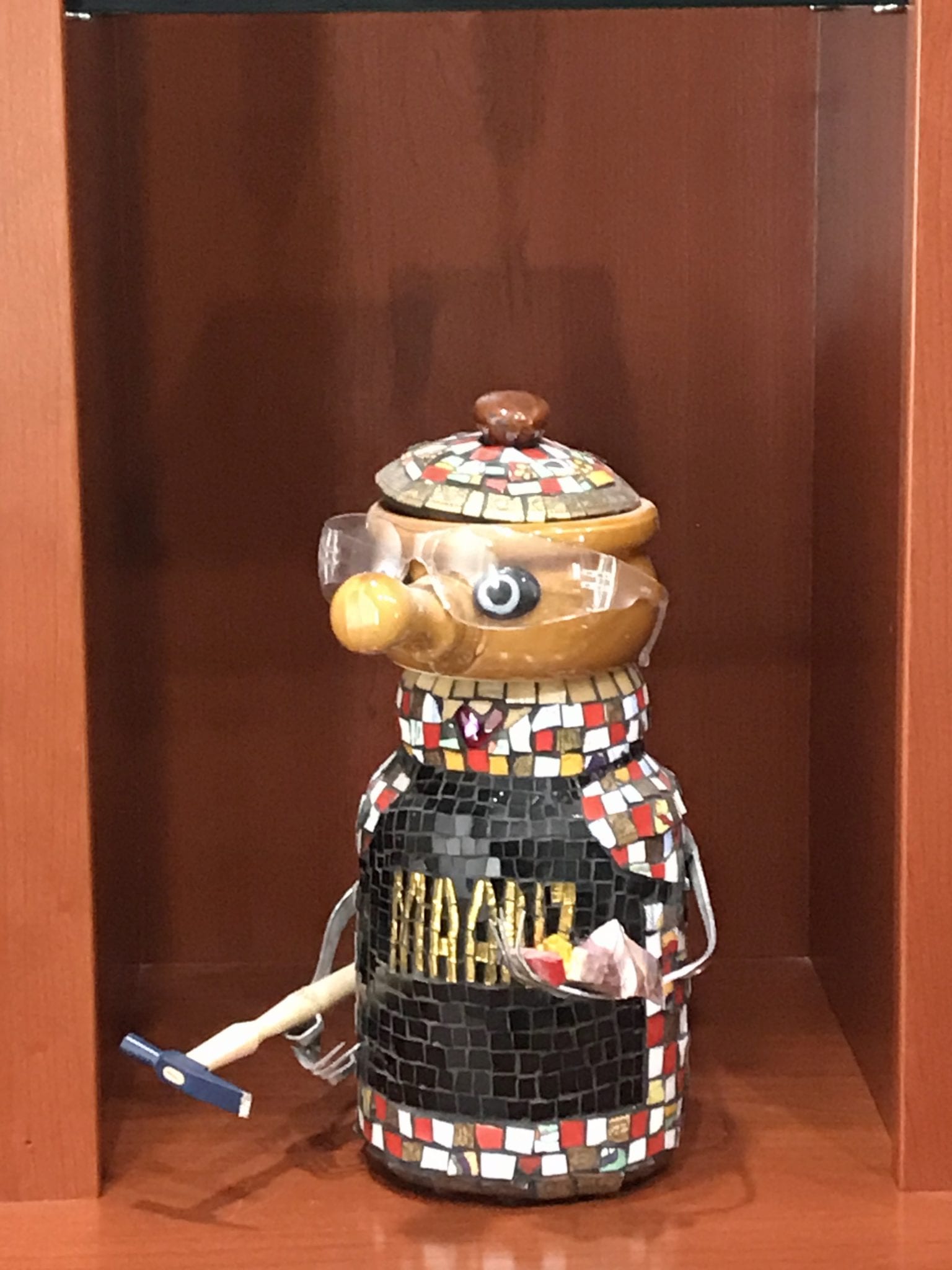 Collector’s Corner Joan Schwartz Society of American Mosaic Artists