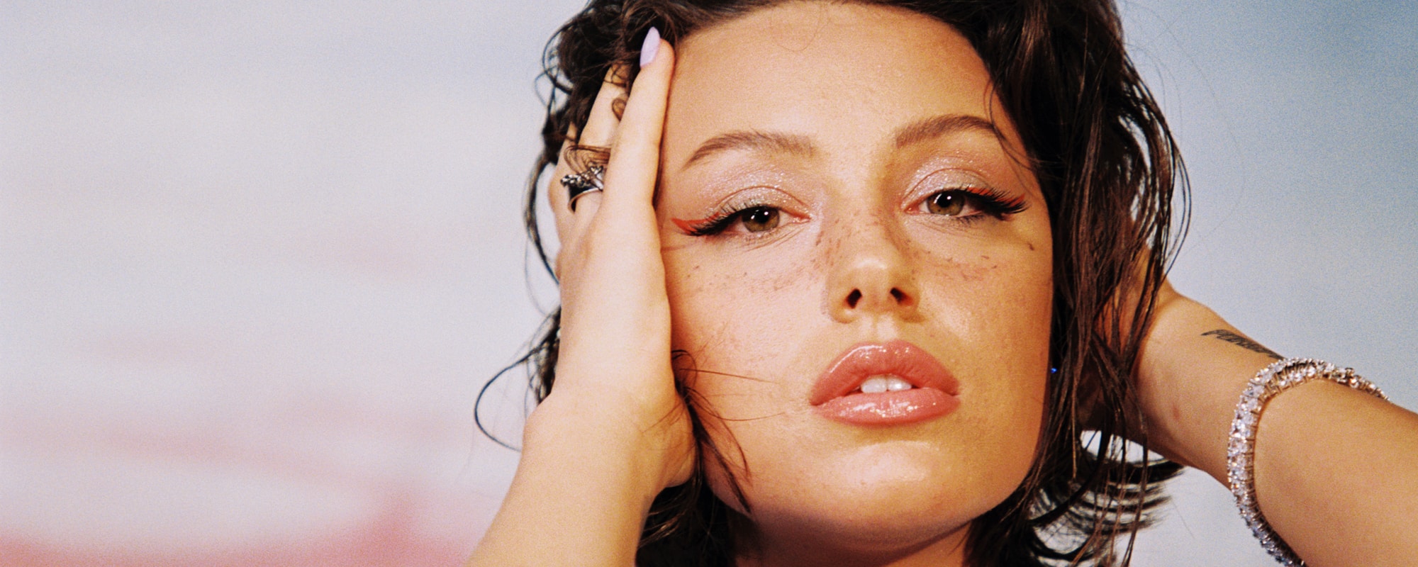 Bailey Bryan Releases New, ‘play w/ me,’ Video in the Midst of Current