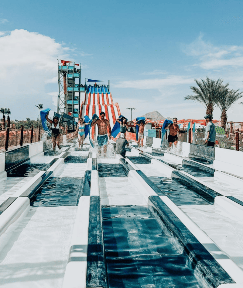 15 Best Water Parks in Las Vegas and Best Hotels with Waterparks in Las