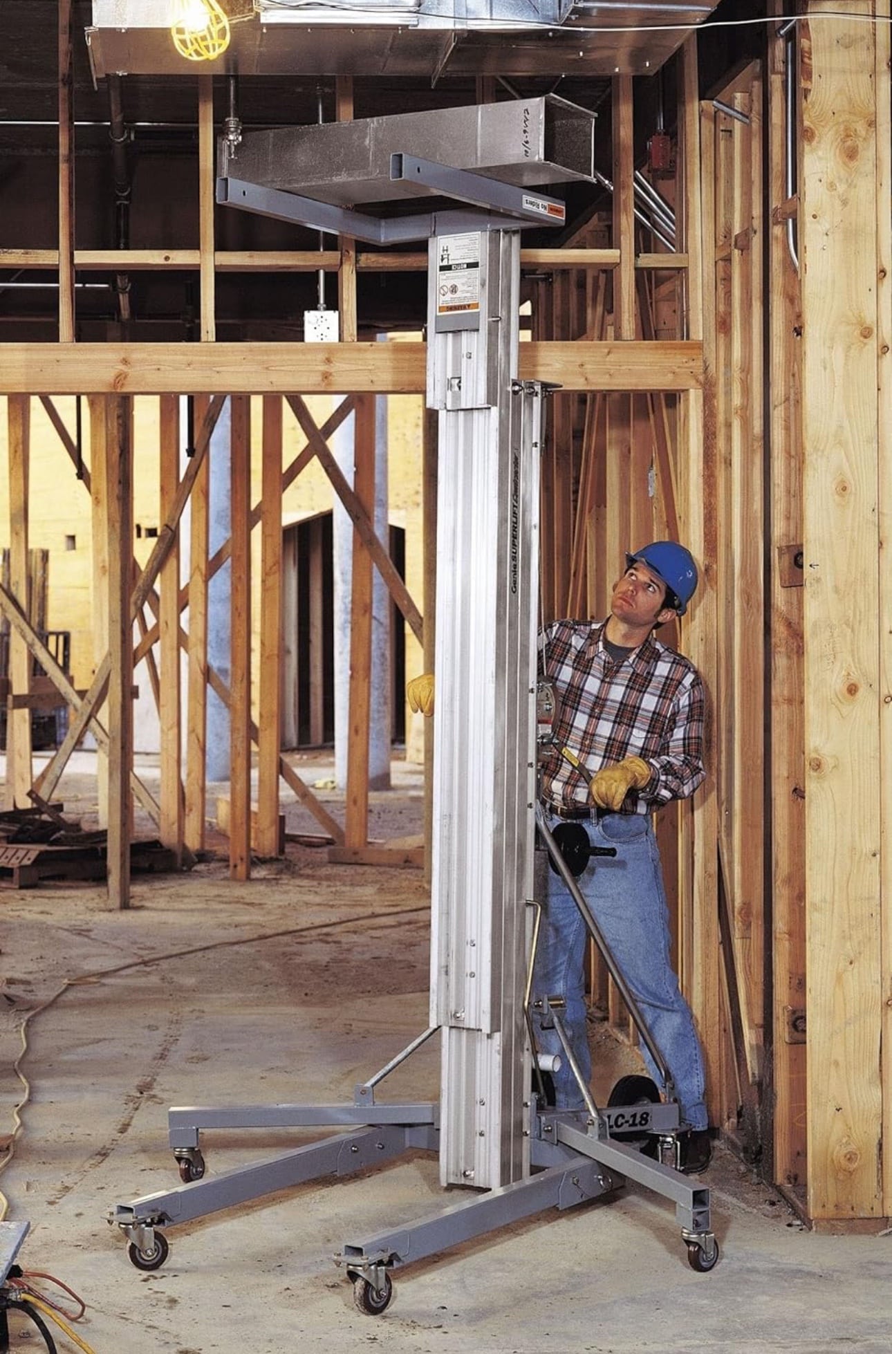 18’ Material Duct Lift American Tool Rental in Brooklyn, NYC