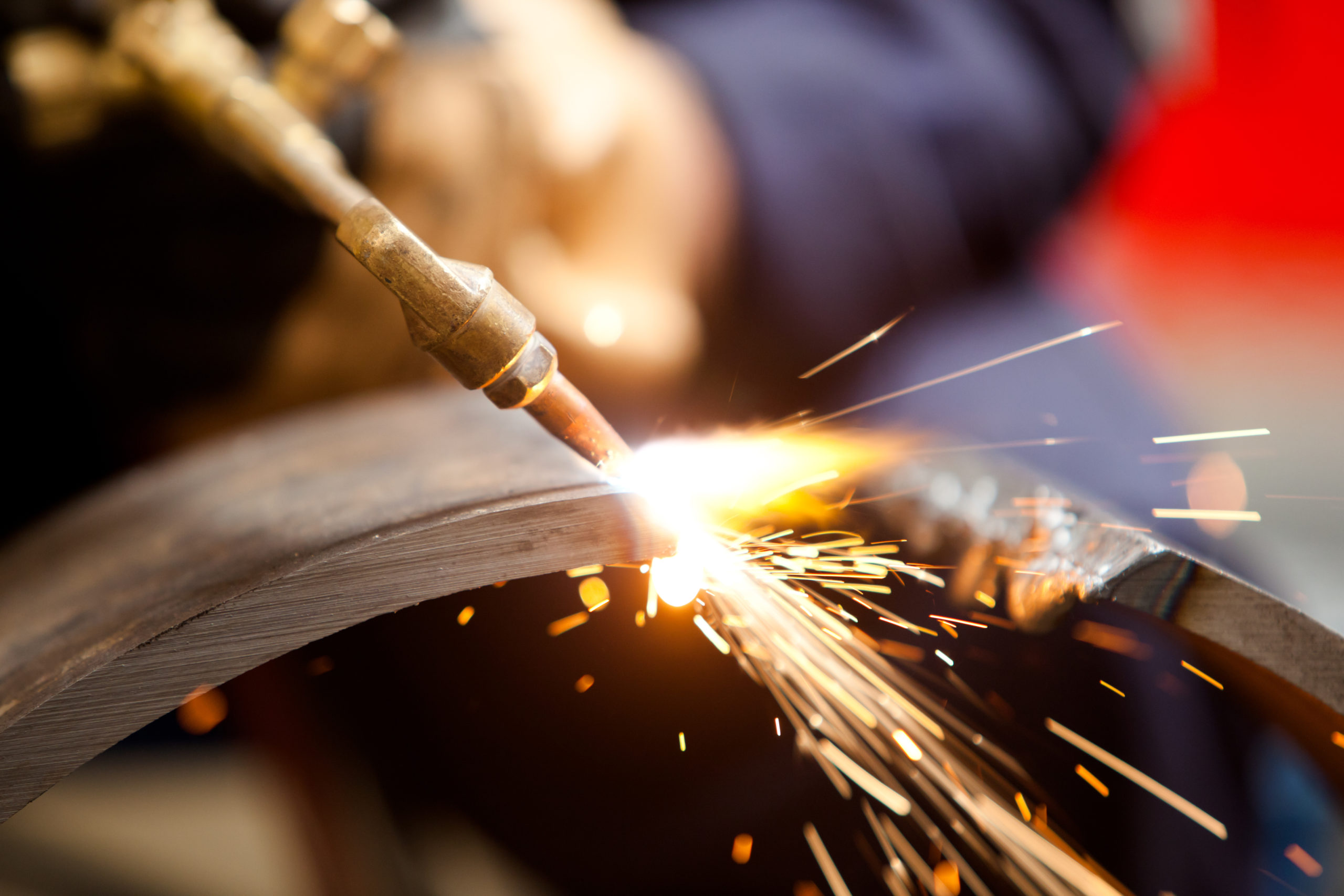 The 4 Main Types of Oxy Fuel Welding and Cutting Gases