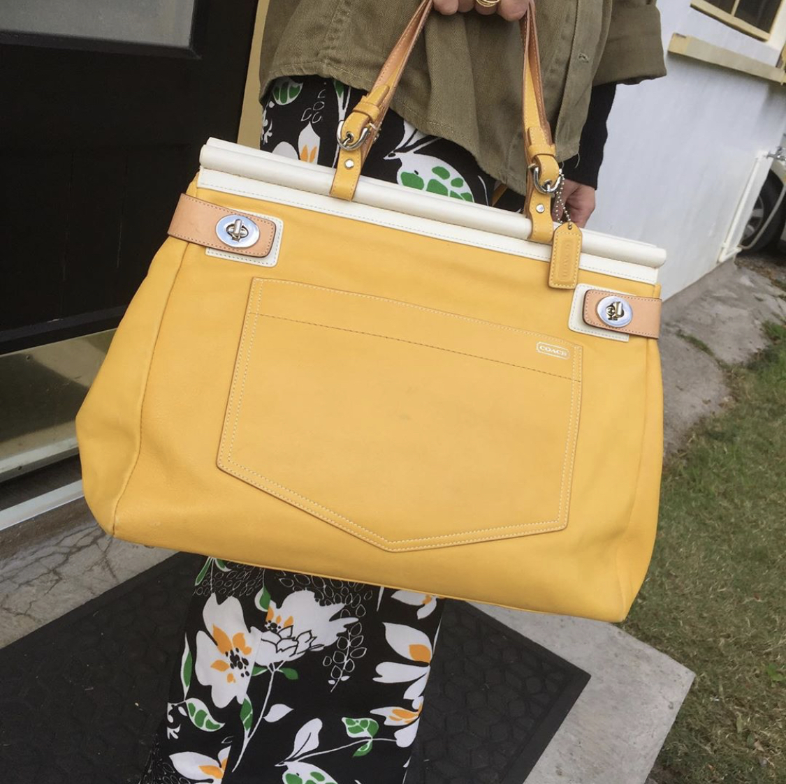 ★Sunny Yellow Coach Bag!★ ヴィンテージショップ・アメリカンウェーブ Vintage Shop American Wave