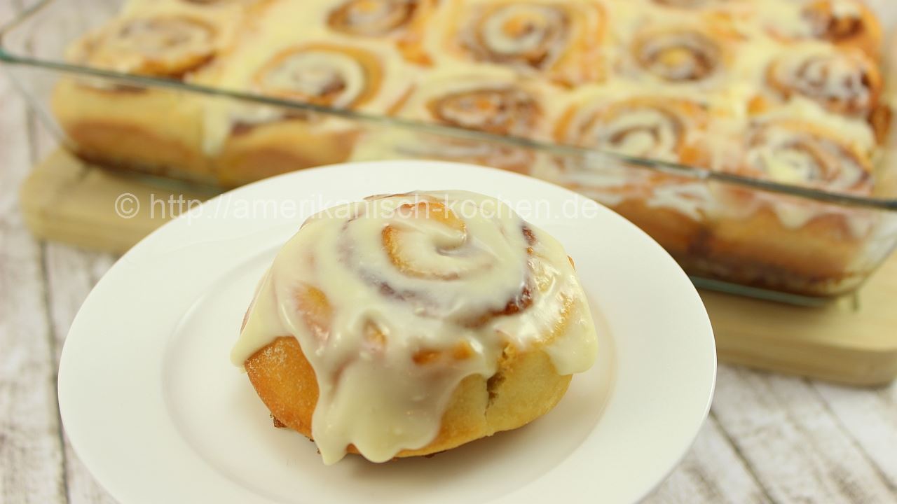 „Cinnabon“ Cinnamon Rolls / saftige Zimtschnecken mit