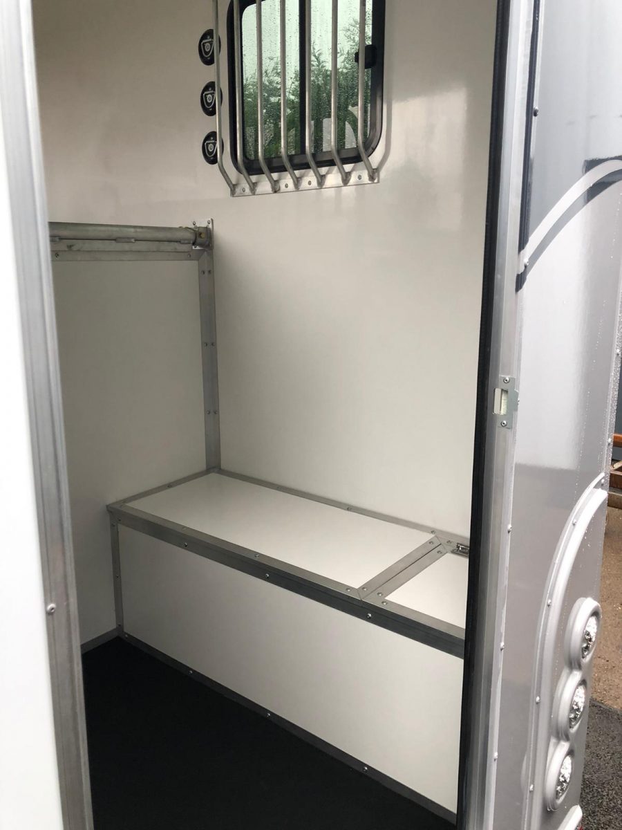 Horseboxes Standard Build High Spec Model A M Horseboxes