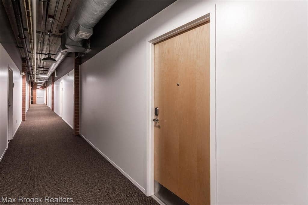 Metropolitan Lofts Association Management Inc