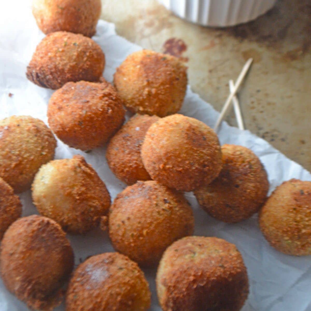Stuffed Bread Balls (Easy Cheesy Recipe) Amira's Pantry