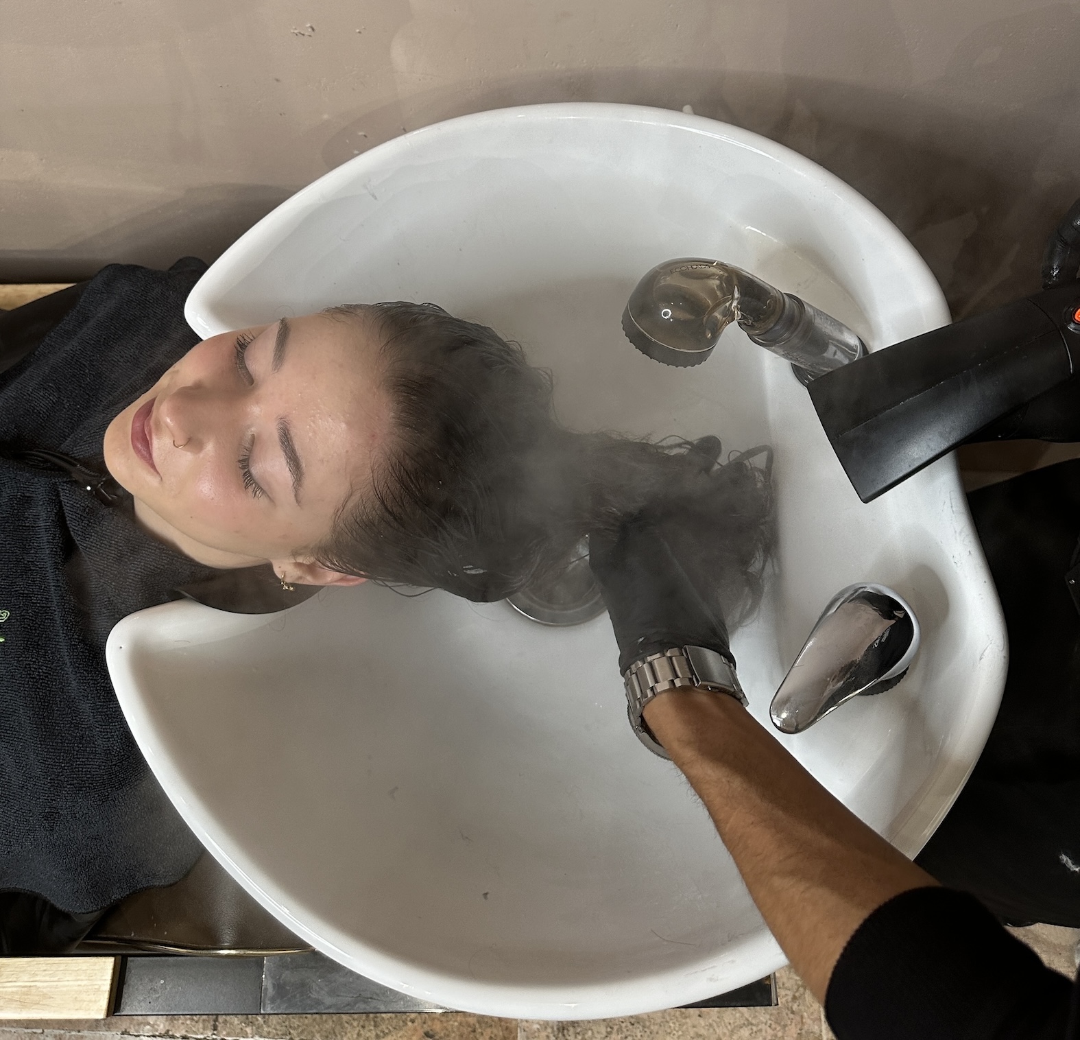 Revitalize Your Locks The Ultimate Guide to Healthy Hair & Scalp with