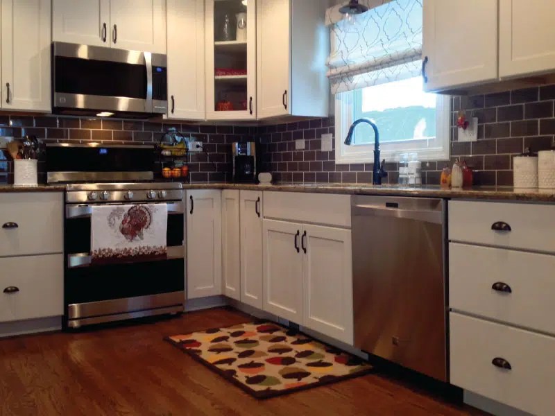 Contemporary Downers Grove Kitchen AM Kitchen & Bath