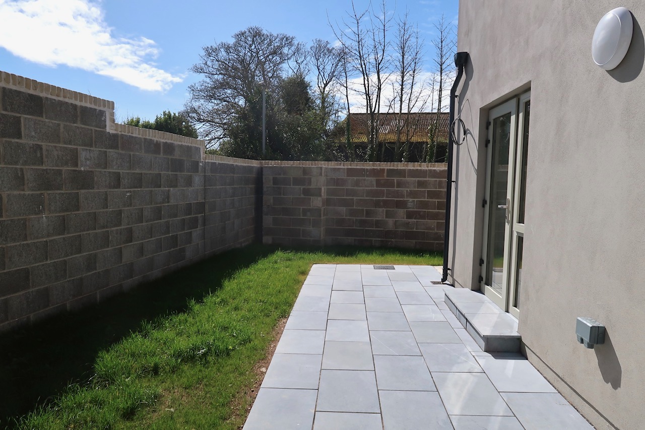 LET AGREED Aylesbury, Ballintemple, Cork AML Property Services