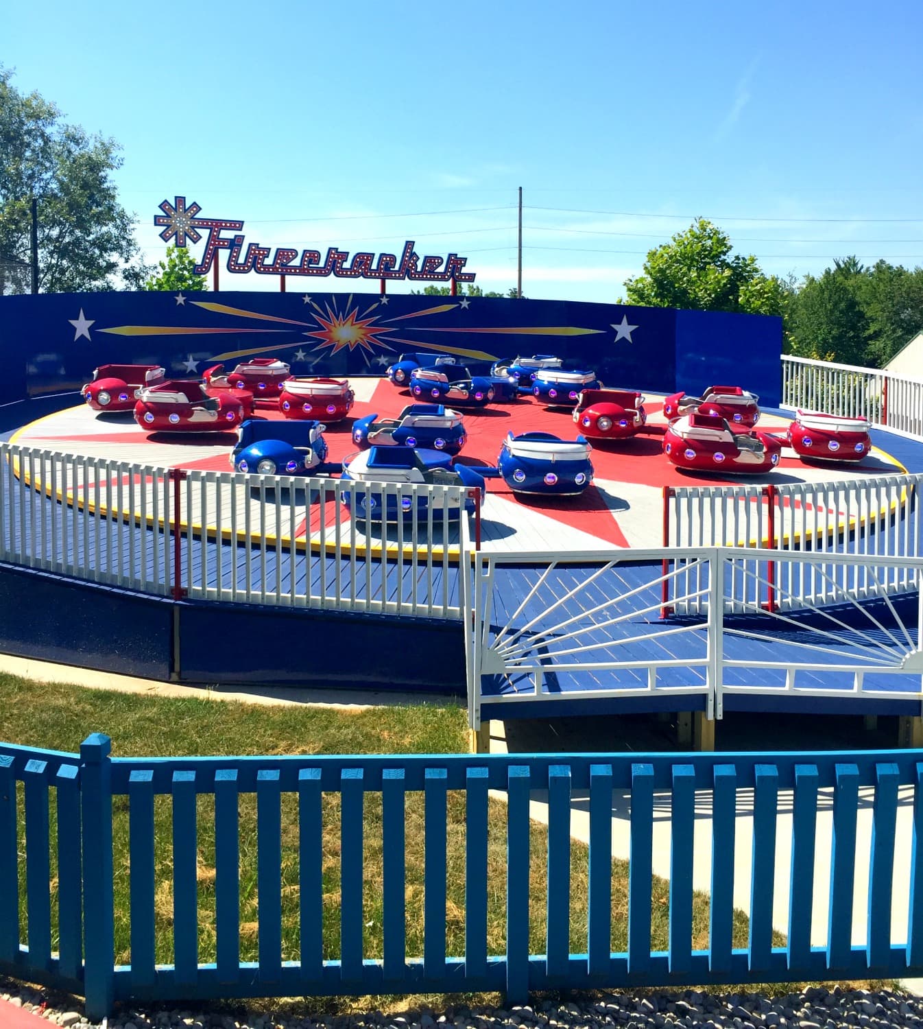 Holiday World and Splashin' Safari Water Park Santa Claus, Indiana