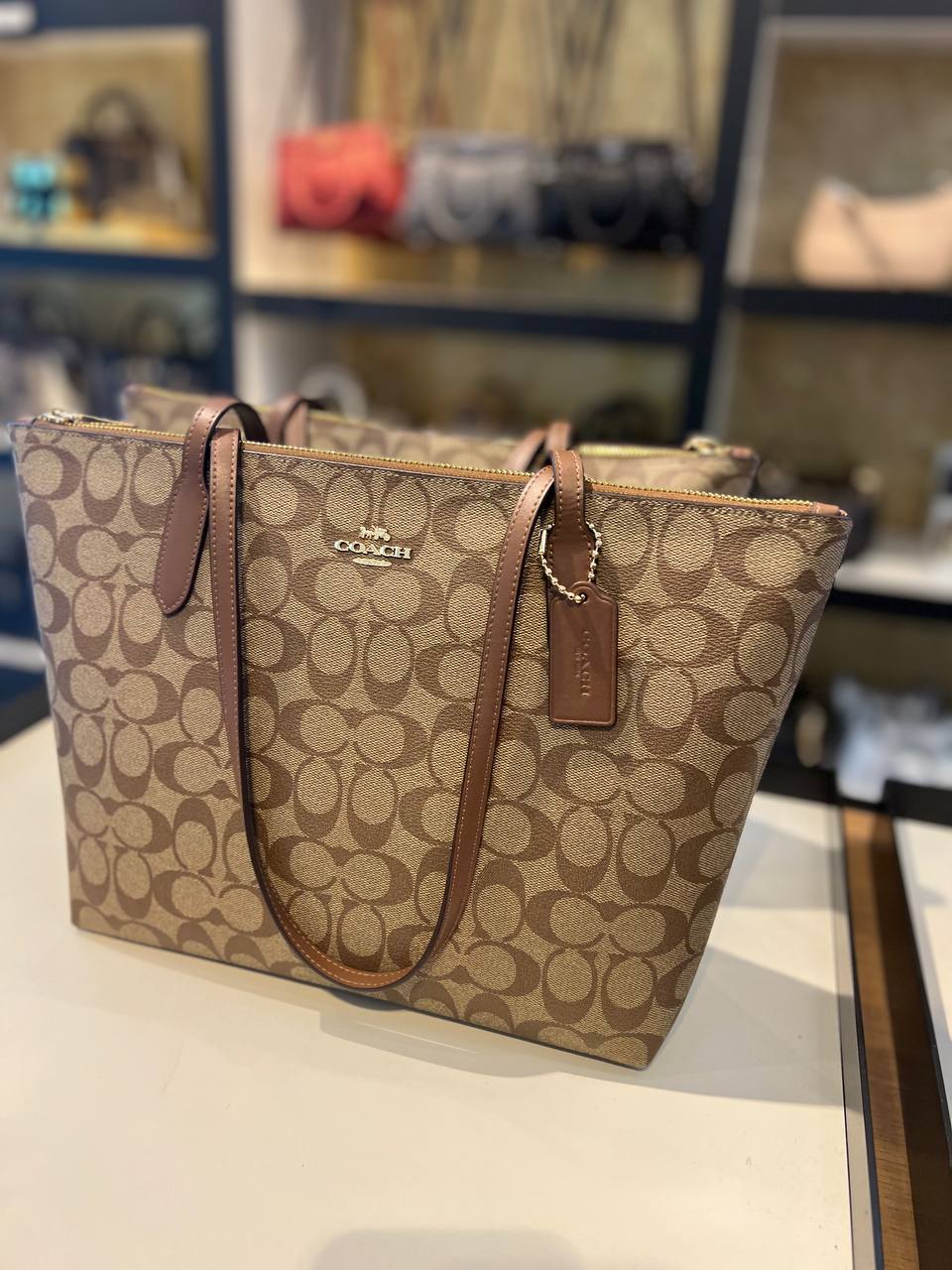 (Pre Order) coach top zip tote in signature khaki saddle Amory