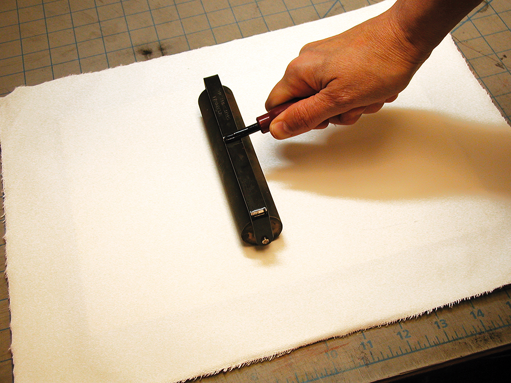 Mounting canvas to wood panel Artist Surfaces Ampersand Art