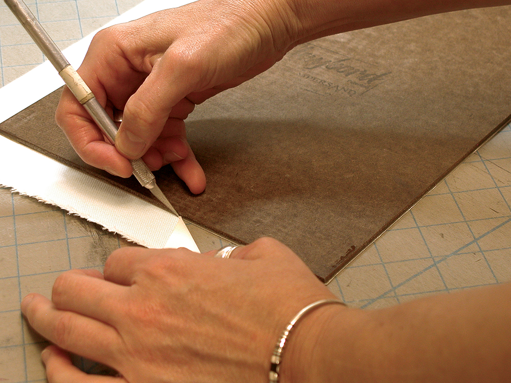 Mounting canvas to wood panel Artist Surfaces Ampersand Art