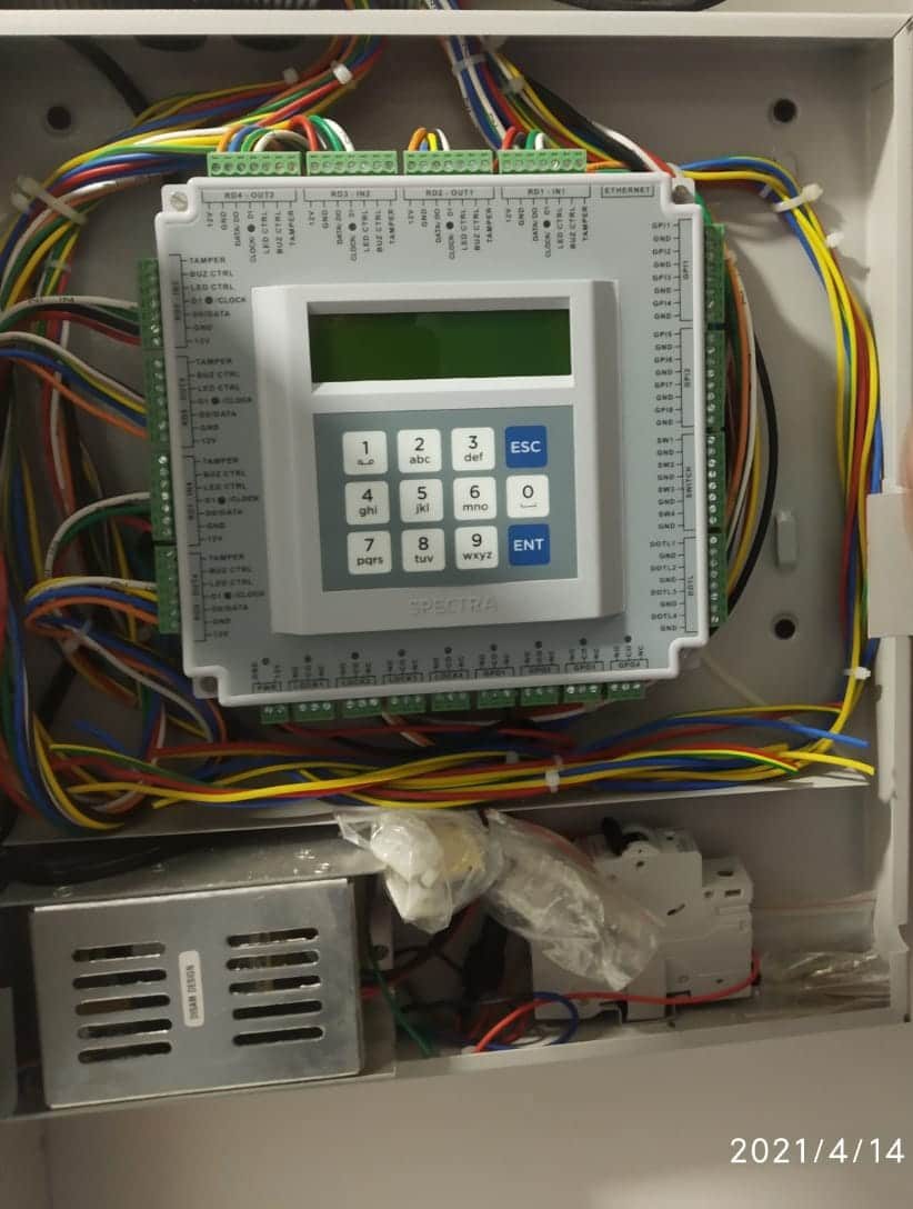 Spectra QuadXs2C 4 Door Controller 8 Reader spectra 4 door controller