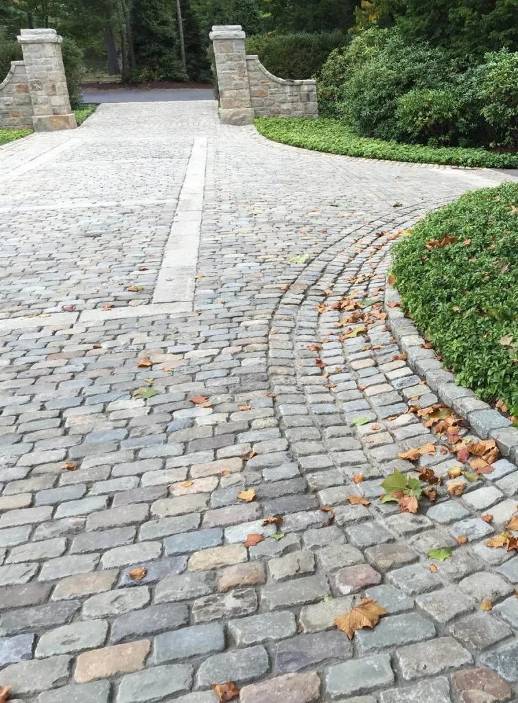 25 Unique Designs for Paver Driveway Amp Pavers