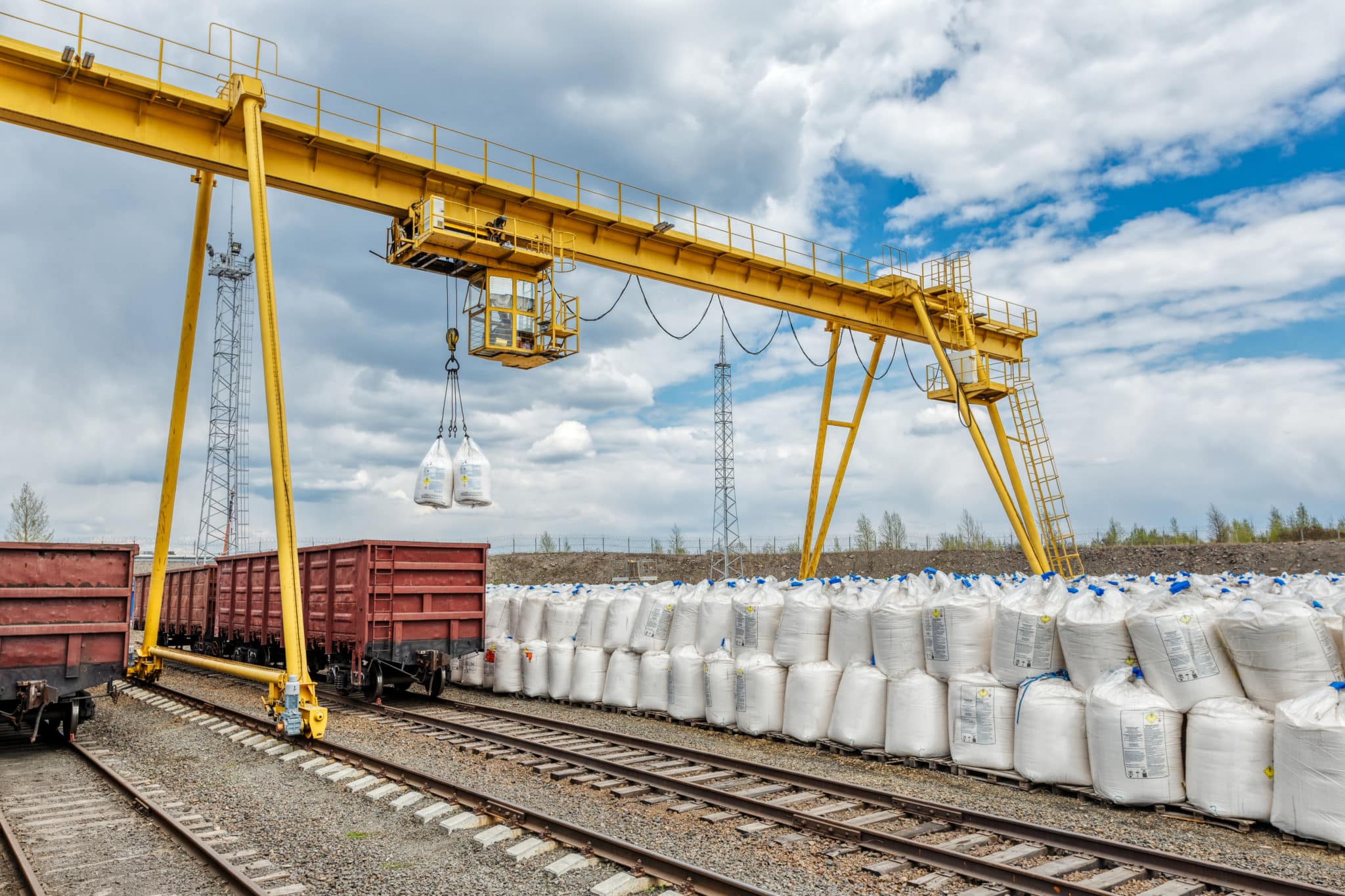 Operating an Overhead Crane in Extreme Weather American Equipment