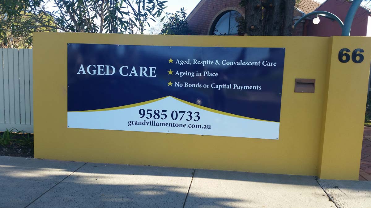 Vinyl Signs AMT Signs Leading Provider Of High Quality Signage