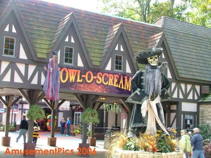 Busch Gardens Williamsburg HowlOScream 2006