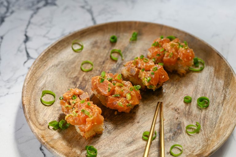 Crispy Rice Salmon AMY LEE ACTIVE