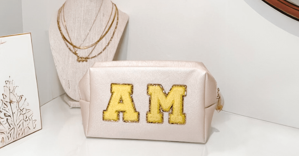 DIY Initial Makeup Bag Amy Makes That