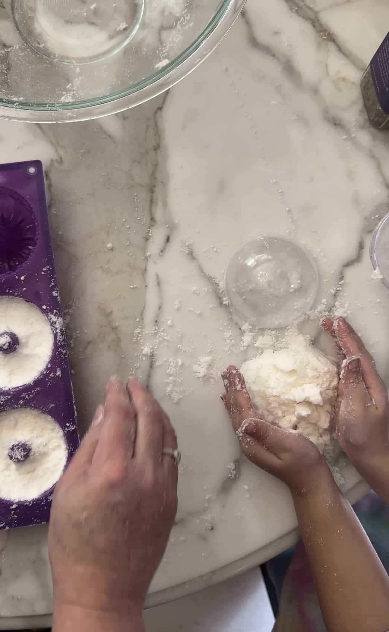 How to Make Easy Homemade Bath Bombs StepbyStep Tutorial Amy