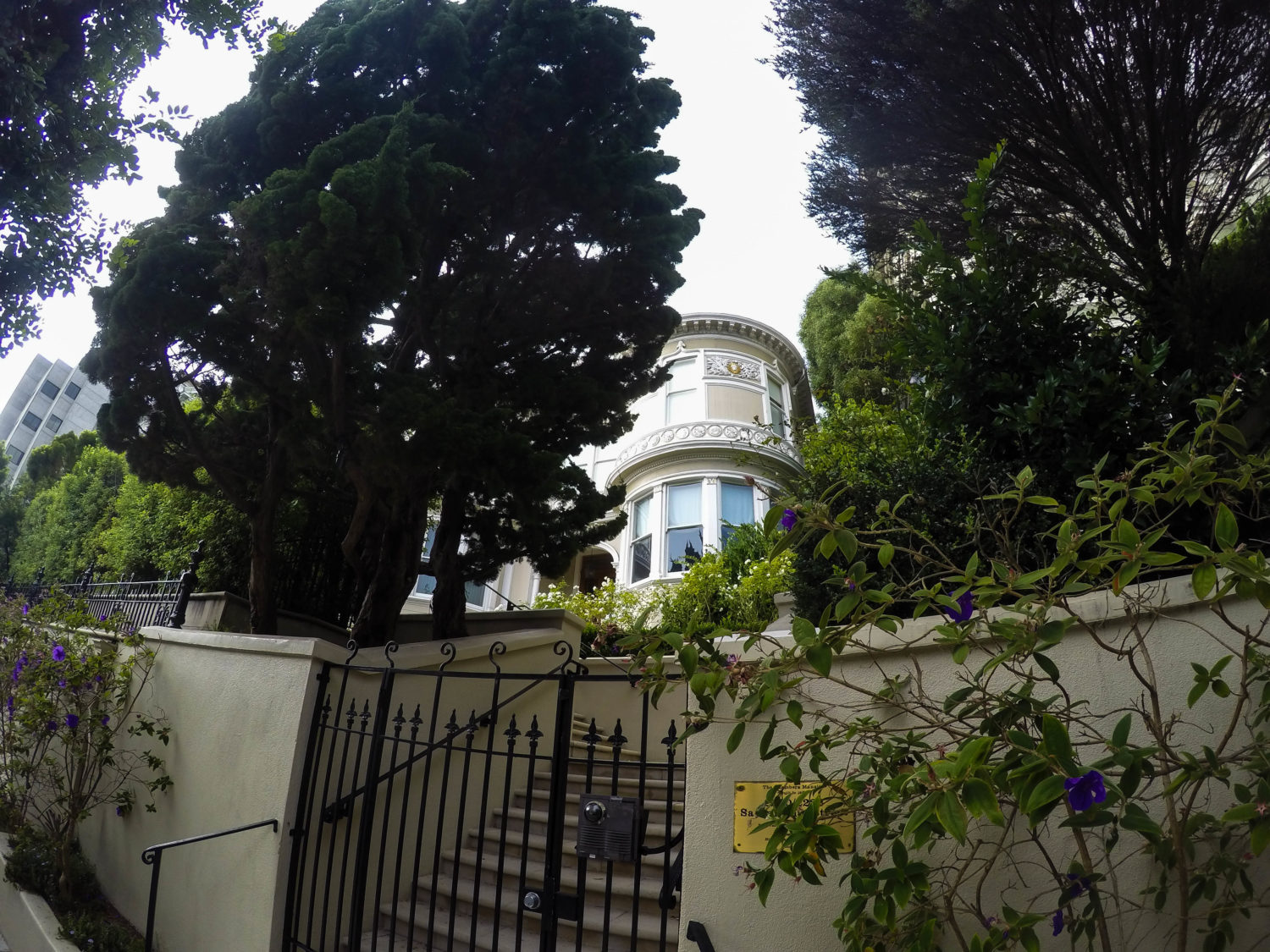 Top Three Most Haunted Houses in San Francisco