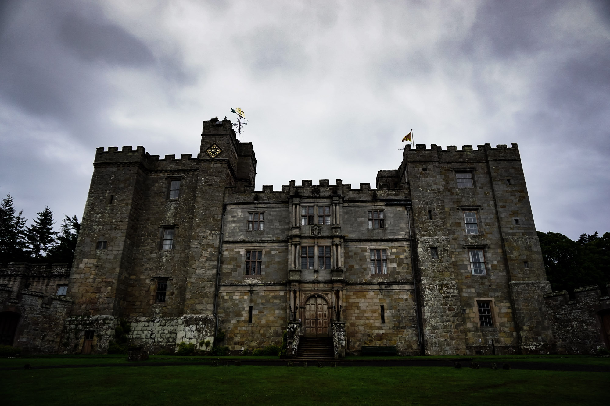 5 Most Haunted Castles in the World Amy's Crypt