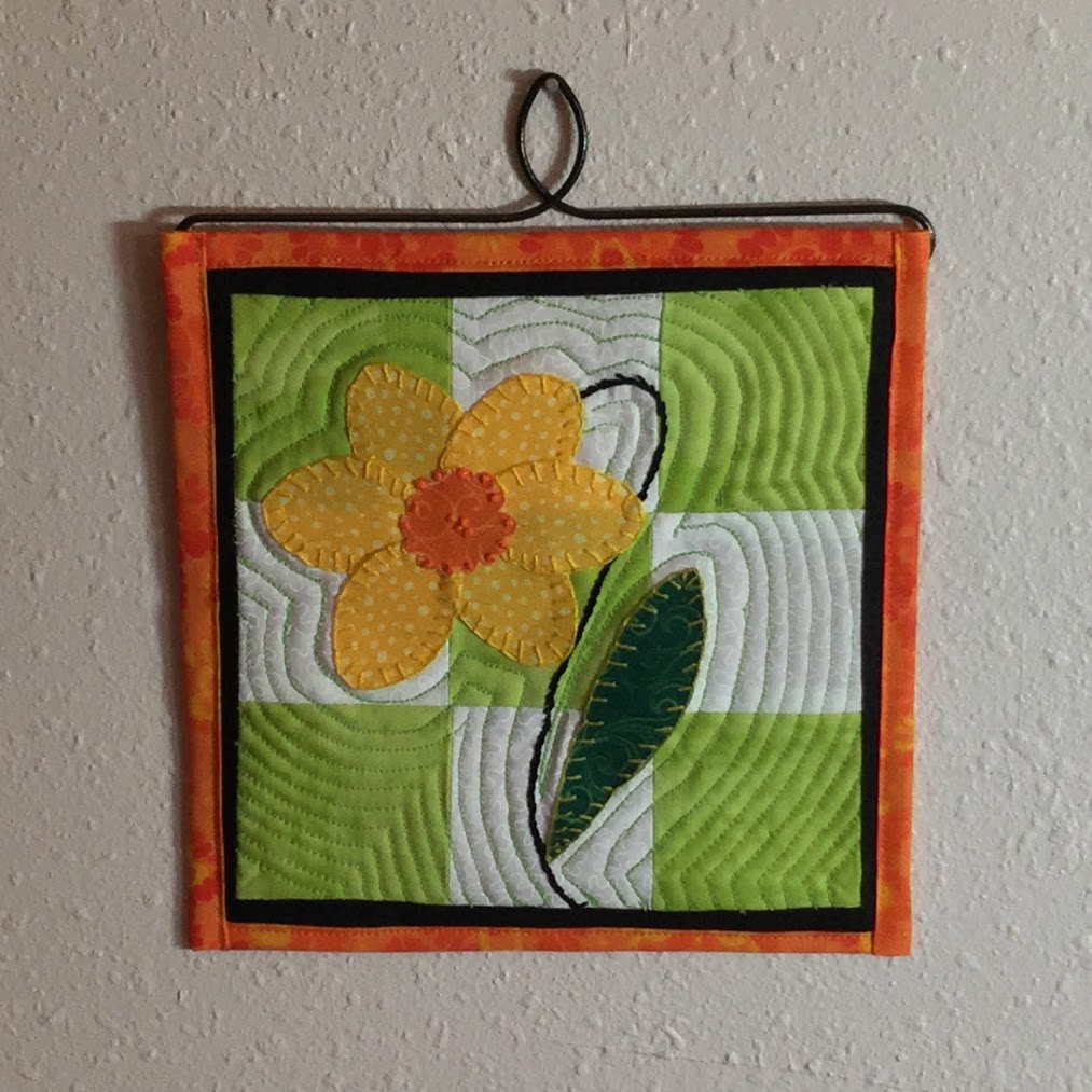 Best Book for Easy Miniature Quilt Block Patterns'Itty Bitty Quilts' Book