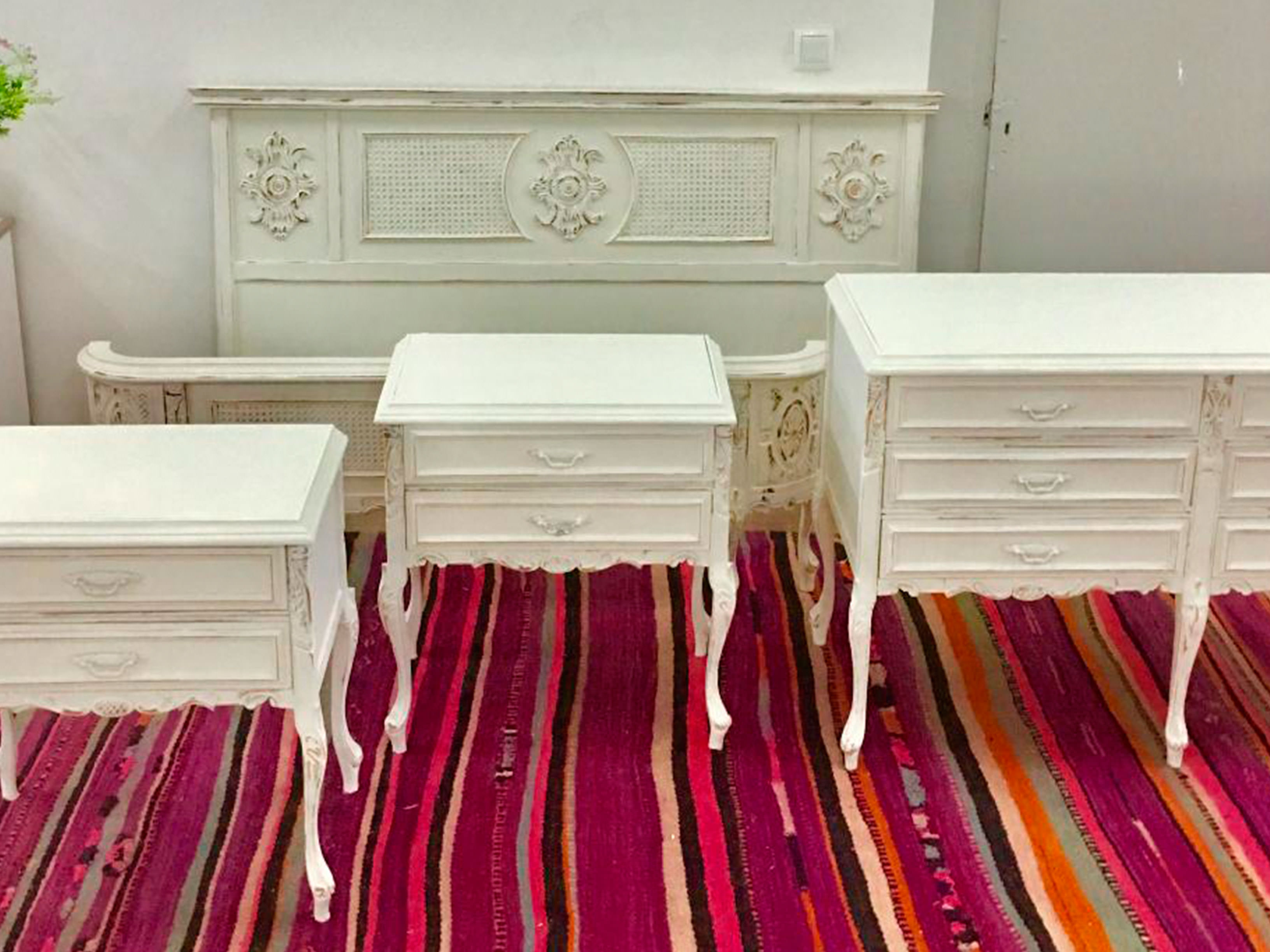 Venta de Muebles restaurados Anahar Déco Katia Urquiza