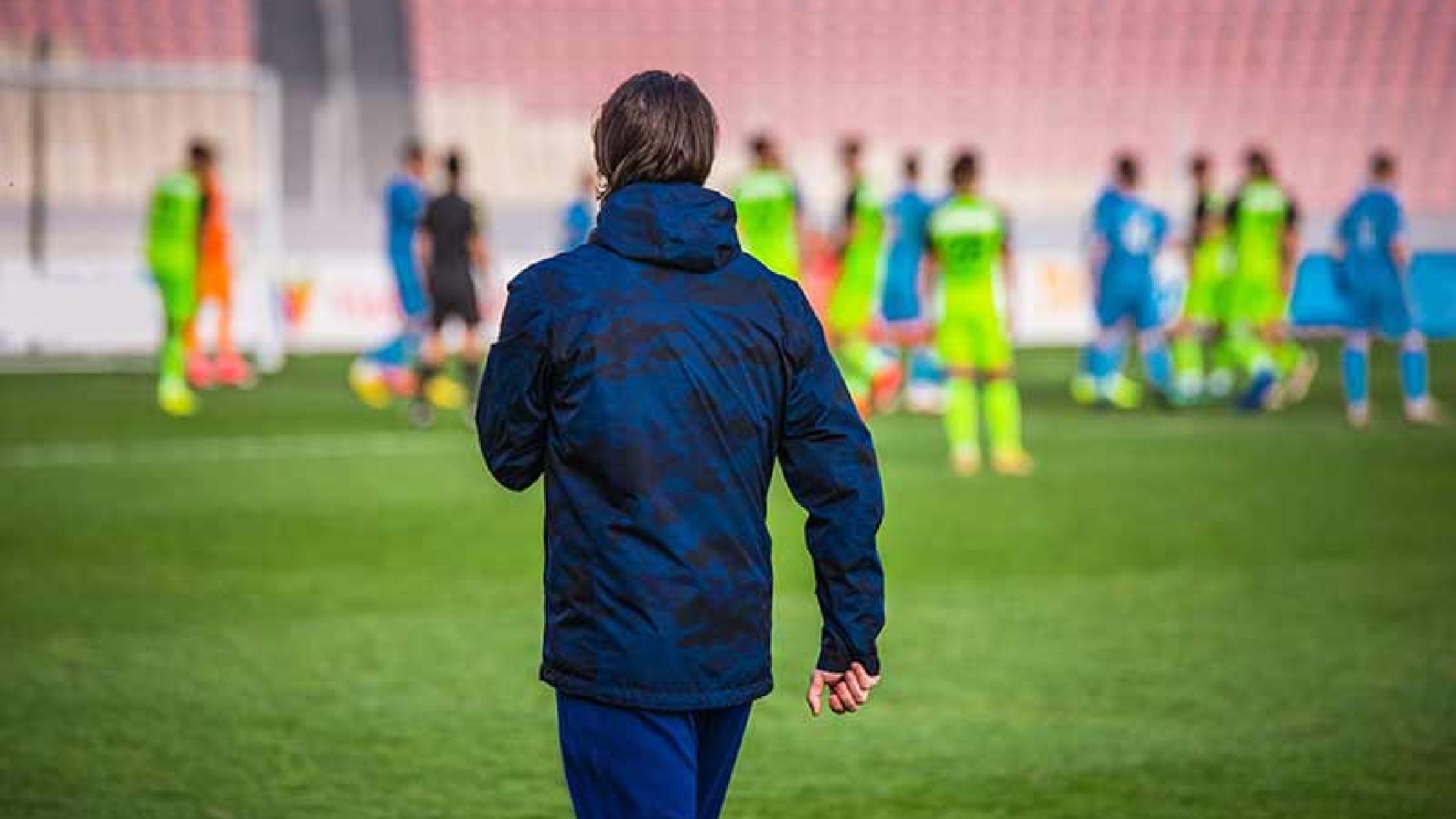 What Qualifications Do I Need to Be a Football Scout? AnalyiSport