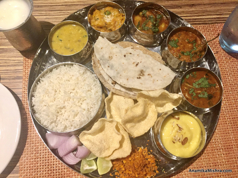 Decoding a Maharashtrian Thali (Veg Marathi Thali) Anamika Mishra