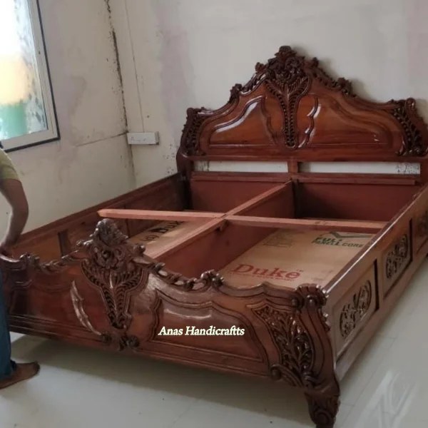 The Queen's Bed Anas Handicrafts