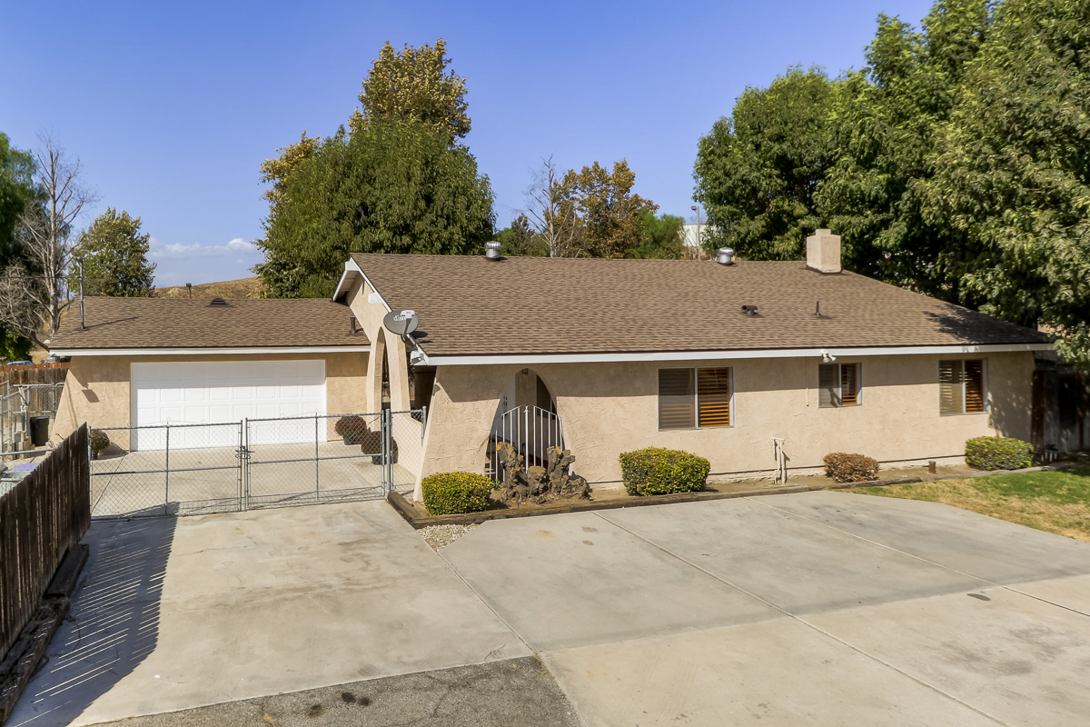 Custom Built Single Story Home In Reche Canyon Ana Thigpen