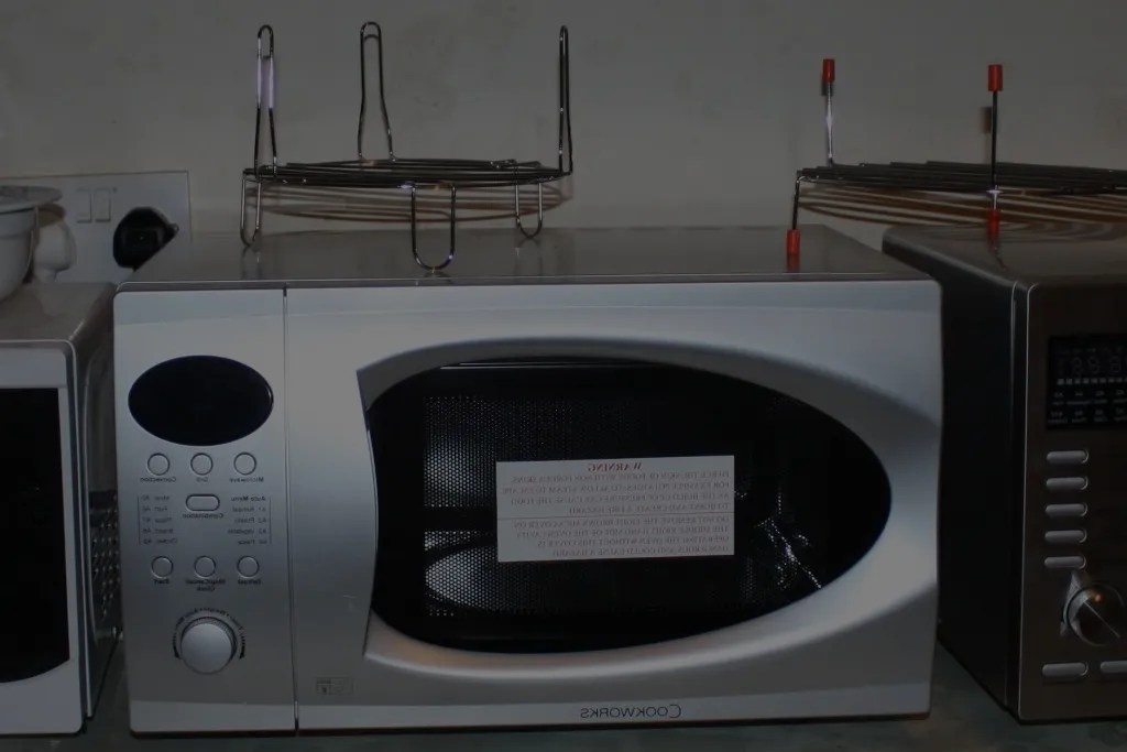 Microwave Door & Handle Repair