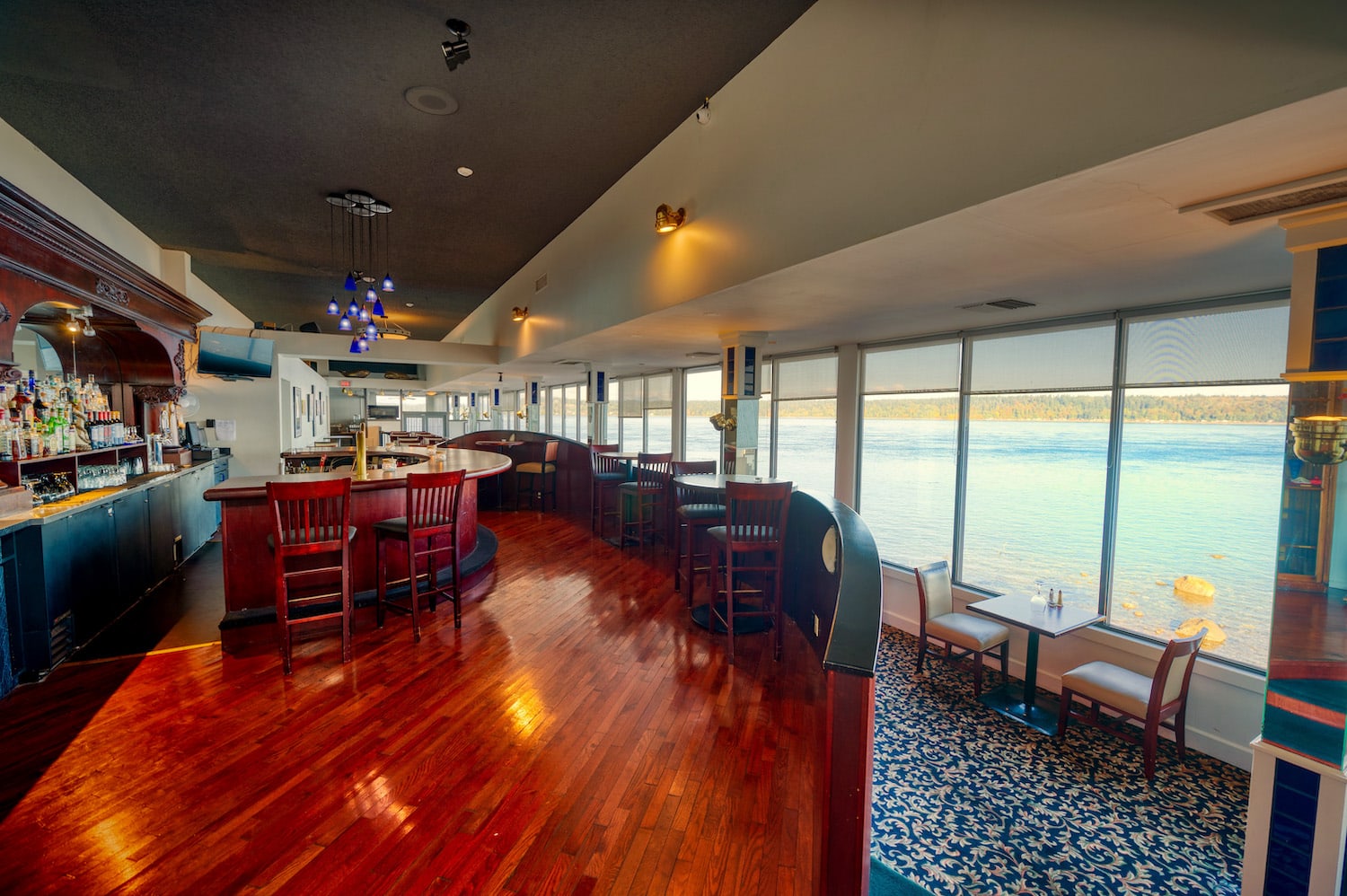 Anchor Waterfront Restaurant in Campbell River