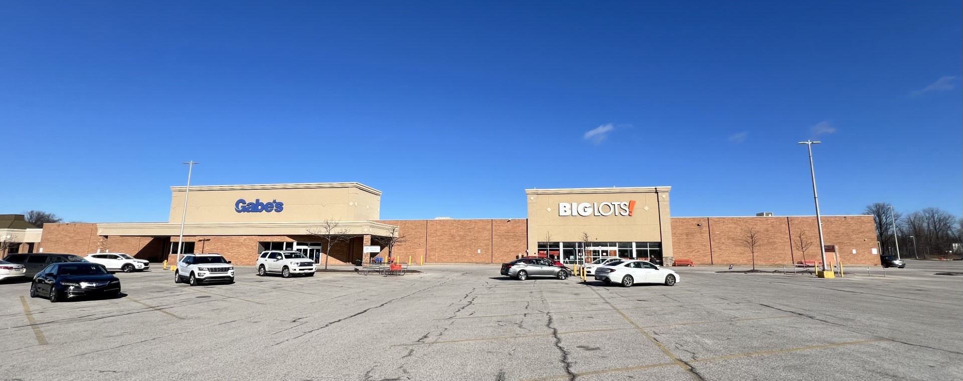 Listings Anchor Retail