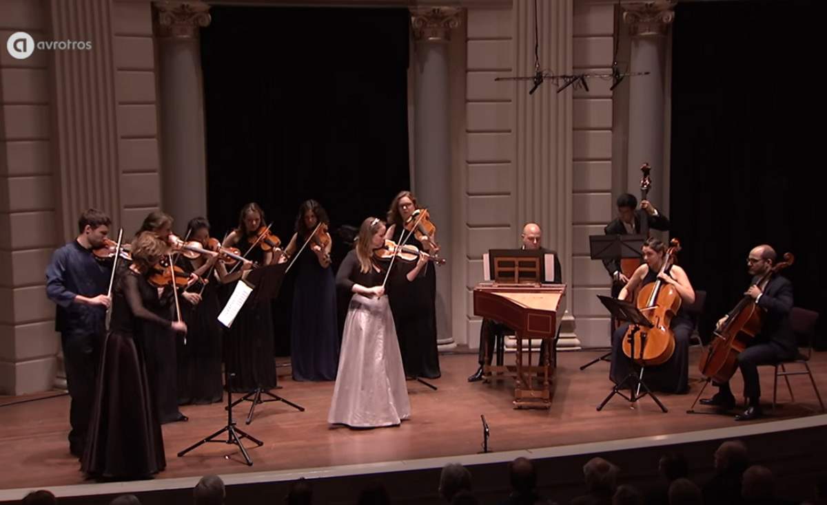 Vivaldi "Winter" from The Four Seasons Lisa Jacobs and The String Soloists