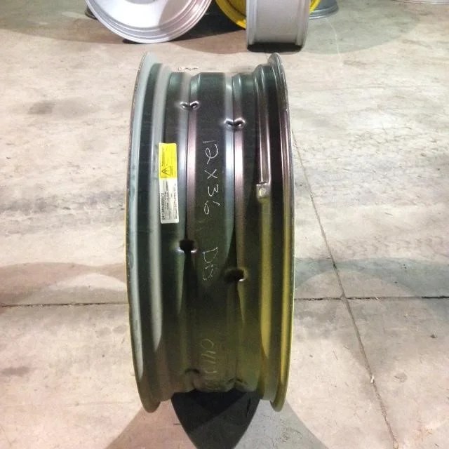 NEW JOHN DEERE DOUBLE BEVEL RIM 12X36 B3773R Anderson Tractor Inc.