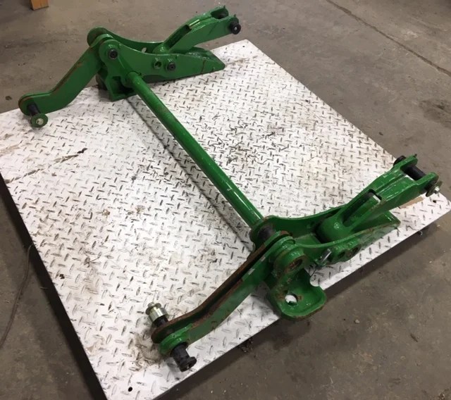 USED JOHN DEERE HOLDER ATTACHMENT FOR LOADERS BW16082