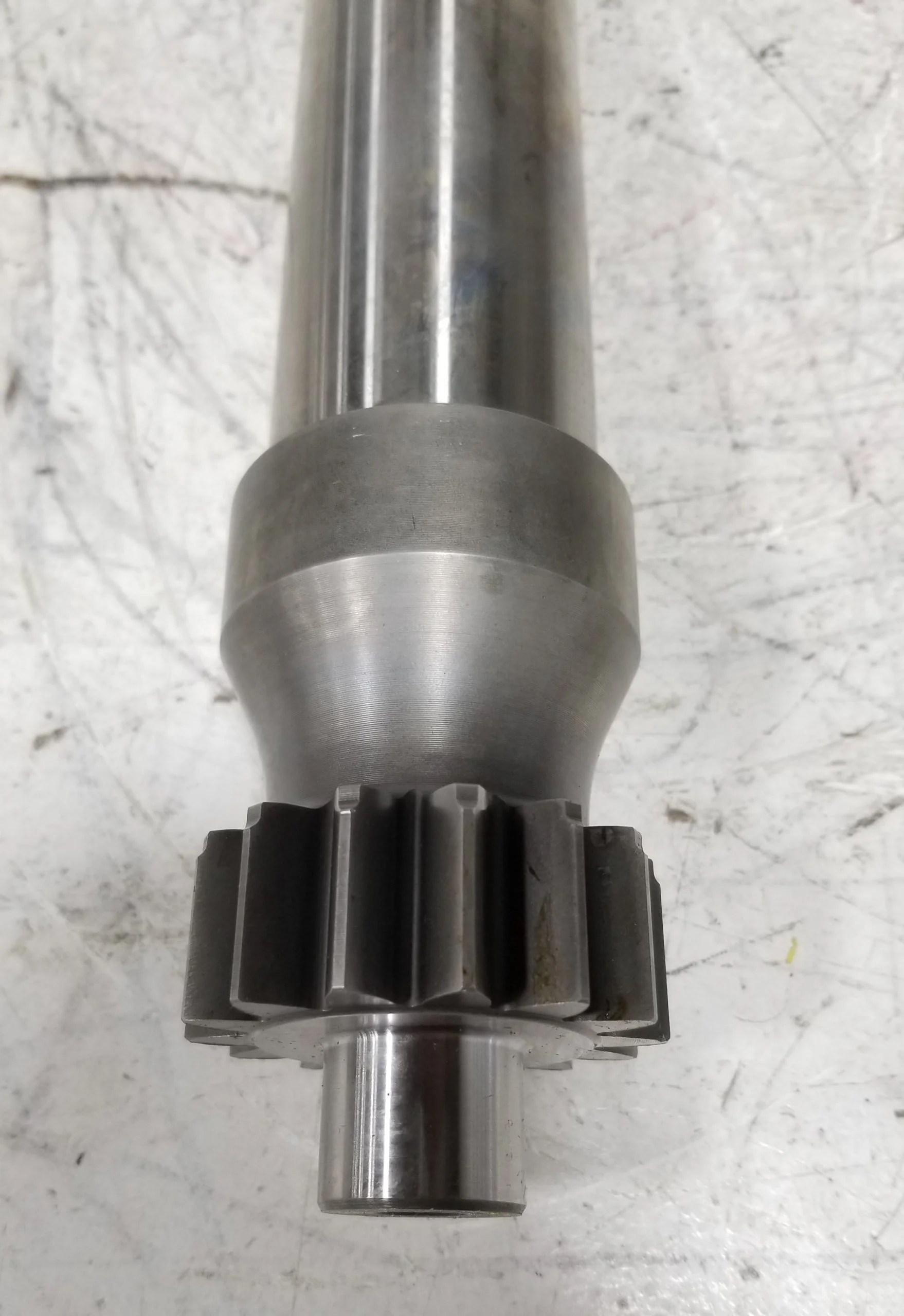 New JOHN DEERE TRANSMISSION INPUT SHAFT T34352 Anderson Tractor Inc.