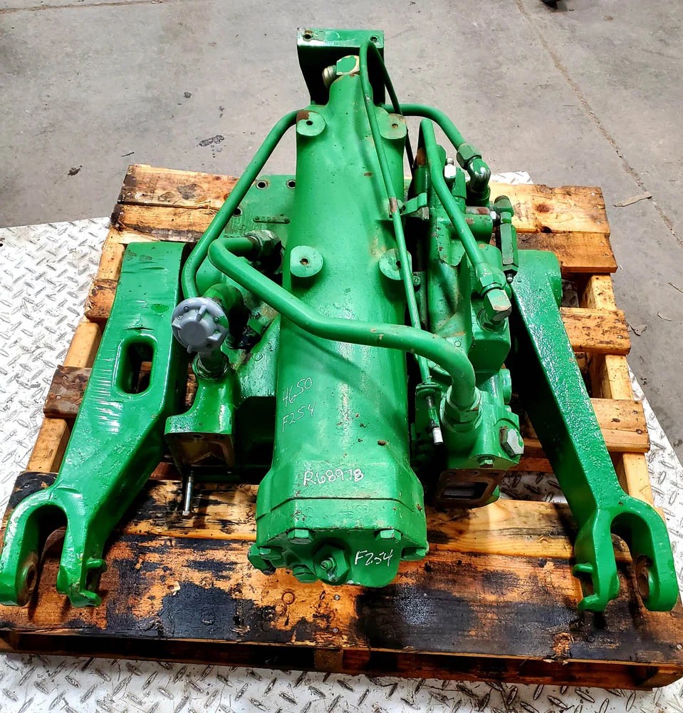 GOOD USED JOHN DEERE ROCKSHAFT ASSEBMBLY R68978 Anderson Tractor Inc.