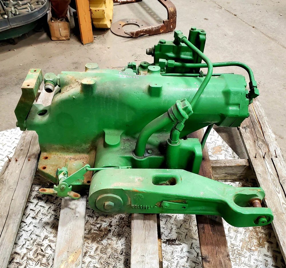 GOOD USED JOHN DEERE ROCKSHAFT ASSEMBLY R85535 Anderson Tractor Inc.