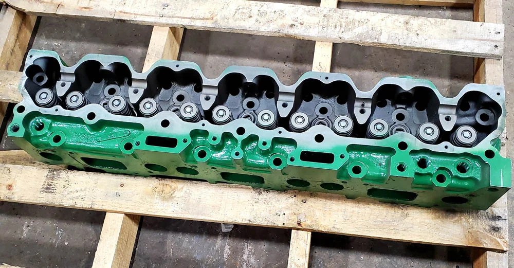 REMAN JOHN DEERE LOADED CYLINDER HEAD W/ VALVES RE42738 Anderson
