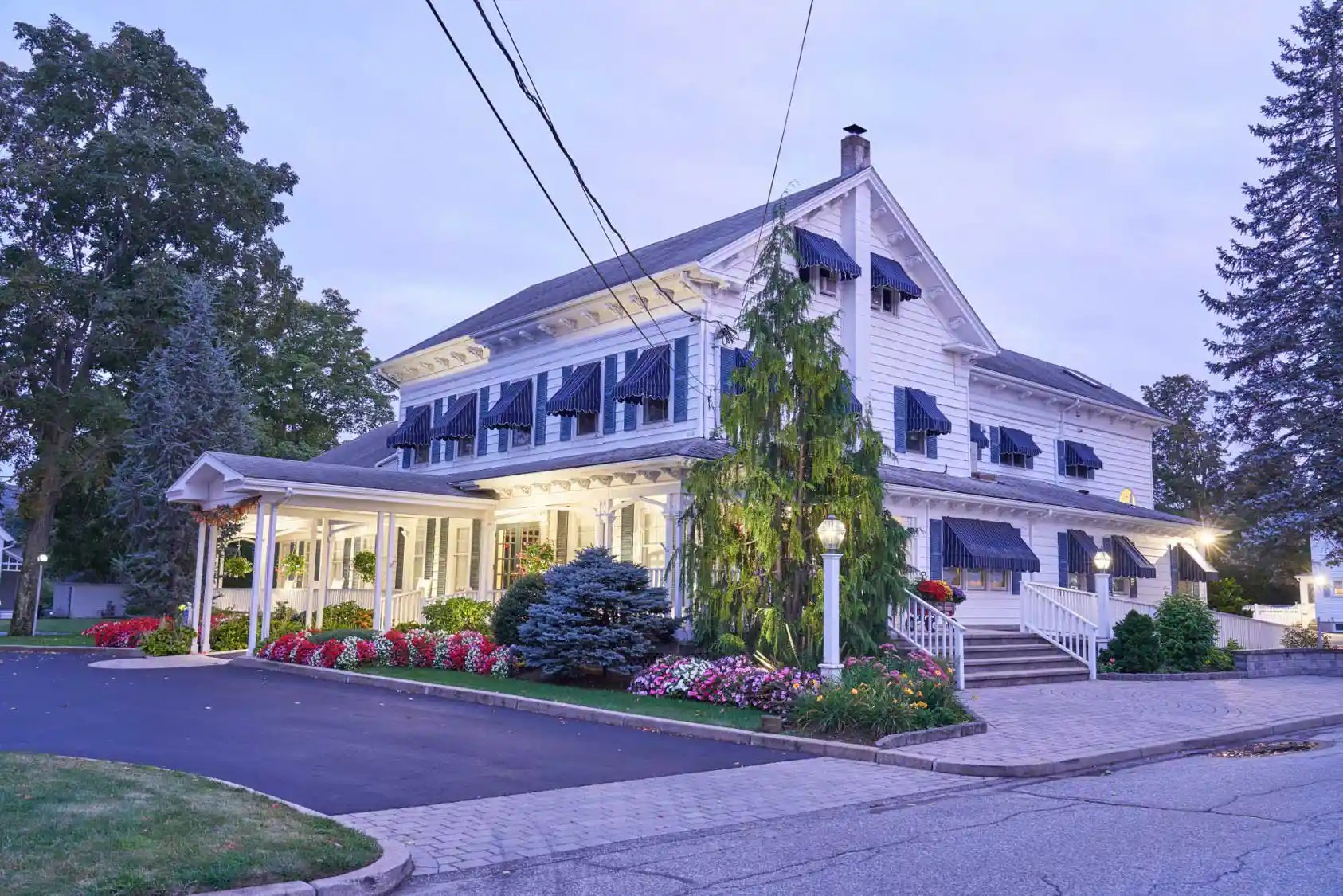 Facilities Anderson Winfield Funeral Home