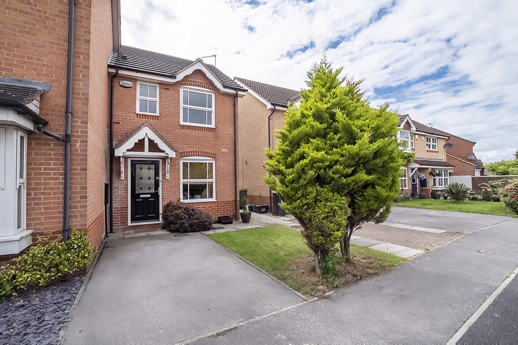 Roseberry Close, Clifton Moor, York, YO30 Anderton McClements