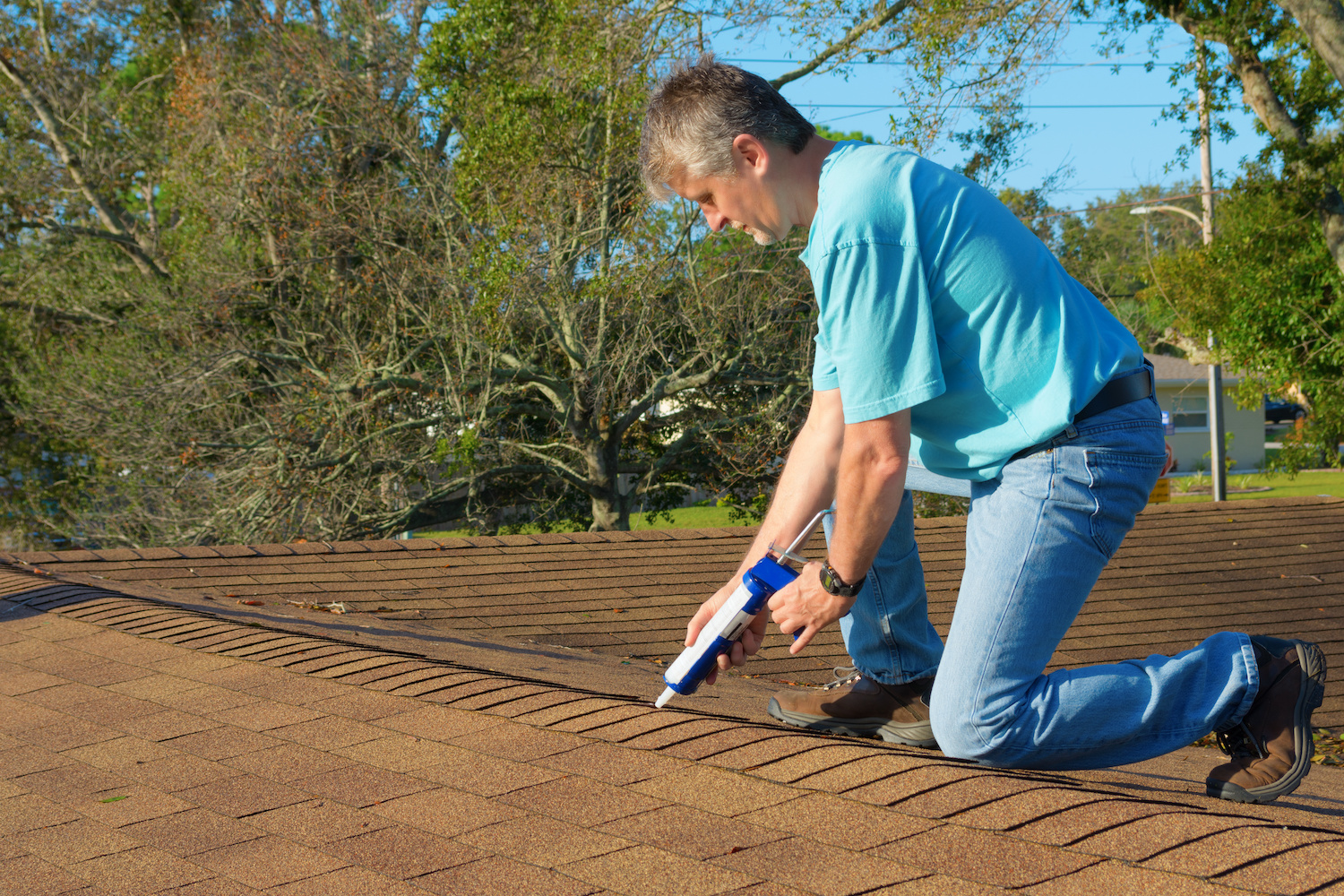 How To Patch A Roof The Right Way (StepByStep Guide)