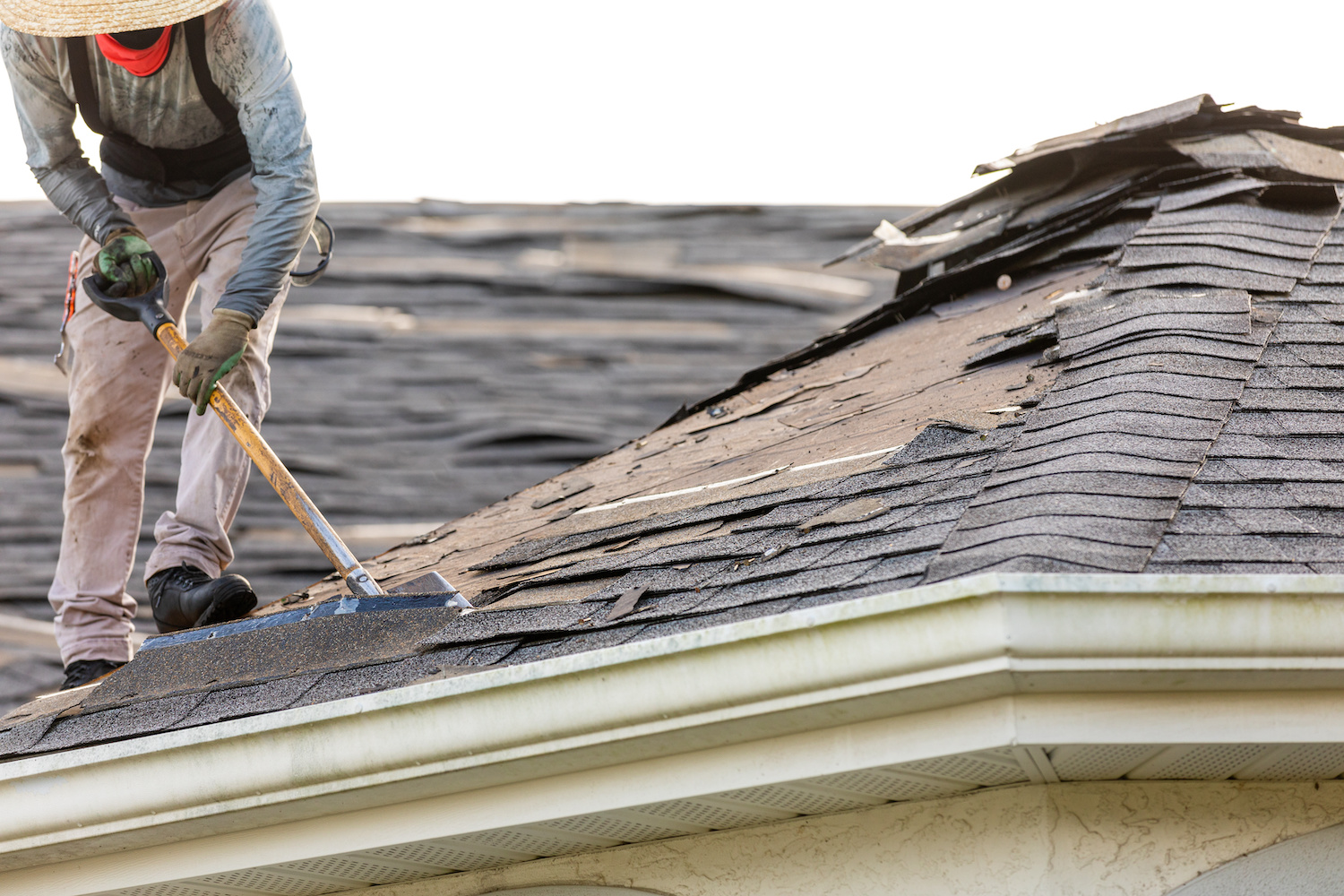 How To Remove Shingles From Your Roof (DIY Guide)