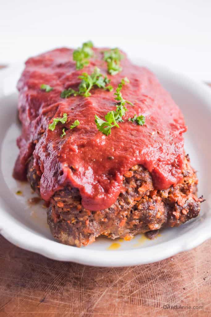 How to Make Moist and Flavorful Meatloaf Without Breadcrumbs